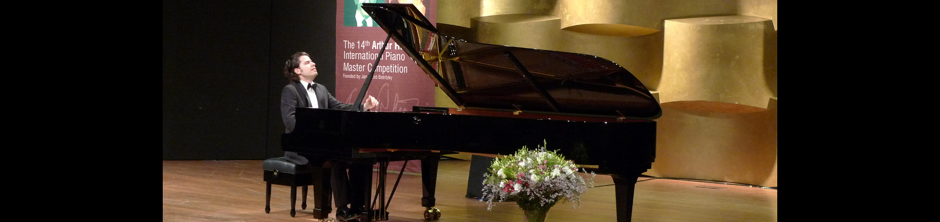 Szymon Nehring wins Arthur Rubinstein International Piano Master Competition